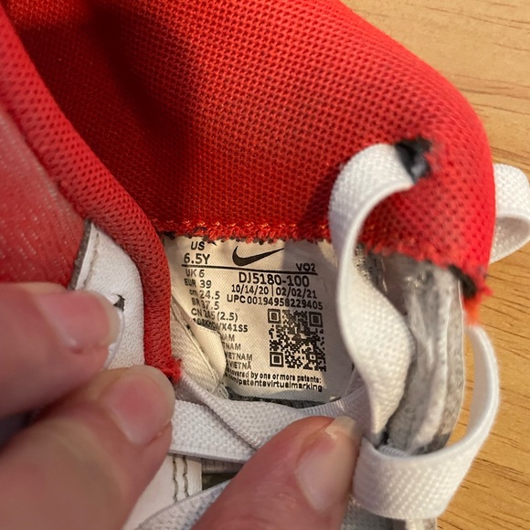 Nike Air Force 1 White Red Blue Sneakers - Picture 2 of 13